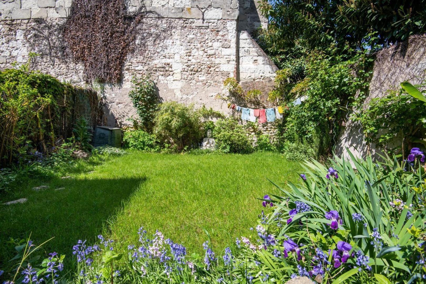 In The Heart Of Silence - Nice House Tours Exteriör bild